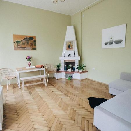 Love Nest Braşov Buitenkant foto