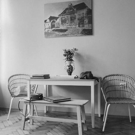 Love Nest Braşov Buitenkant foto