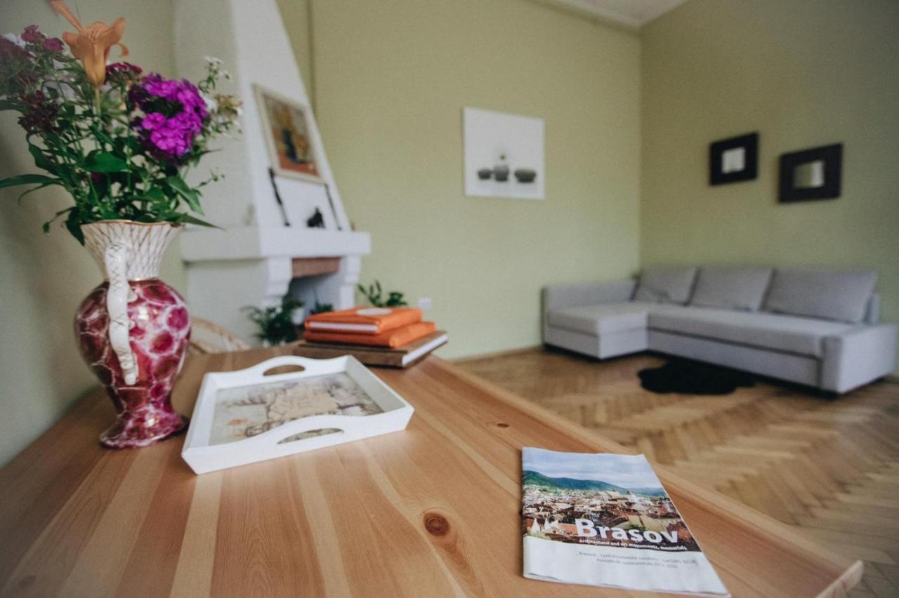 Love Nest Braşov Buitenkant foto